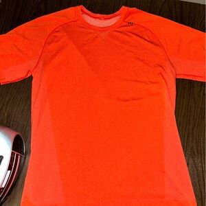 Lululemon Metal Vent Stretch Your Head Short Sleeve Tee Shirt Medium Red Orange